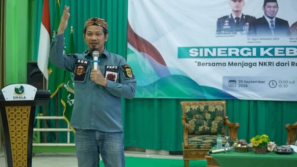 Pendiri NII Crisis Center, Ken Setiawan.